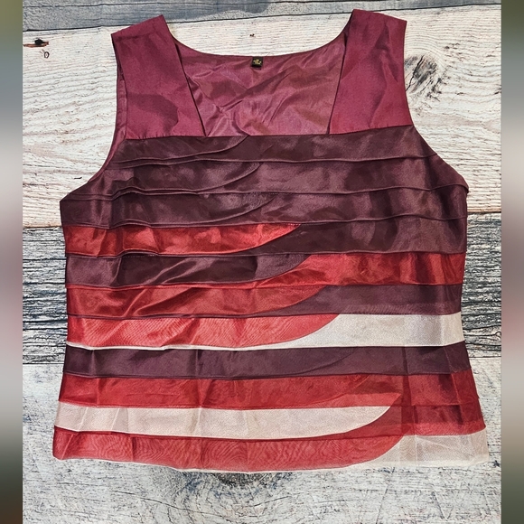 MOSHITA COUTURE 3 Piece Pink & Burgundy Ruffle Jewelled Beads Button Size 18W - Picture 7 of 16